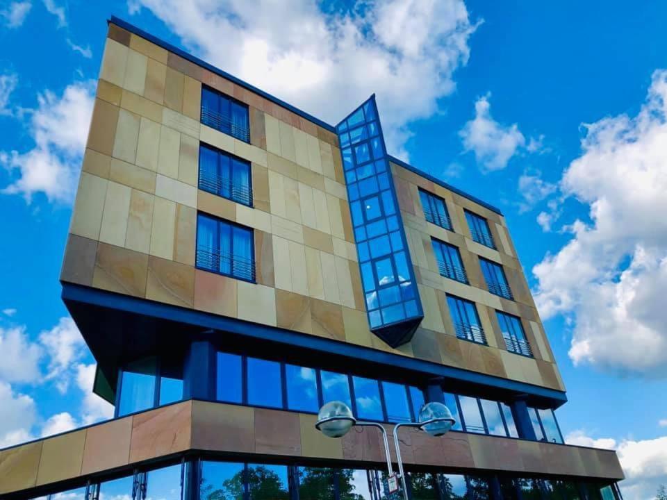 Wunderschoenes Apartment Im Zentrum Goldstadt بفورتسهايم المظهر الخارجي الصورة